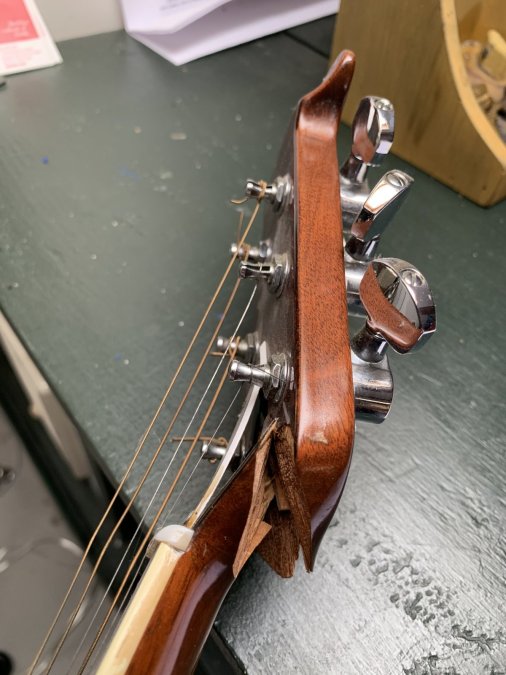 Loosening Guitar Strings for Safe Shipping